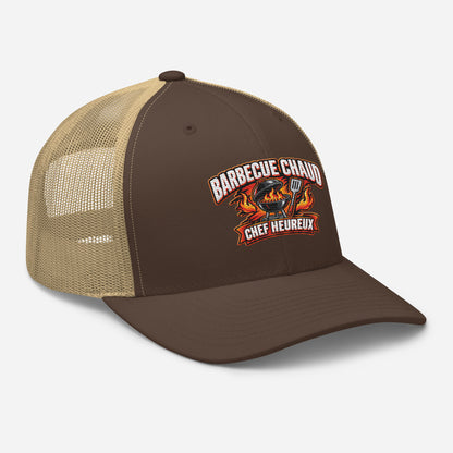 Casquette Trucker, brodée « Barbecue chaud, chef heureux », en Kaki, vue de trois quarts, image 49