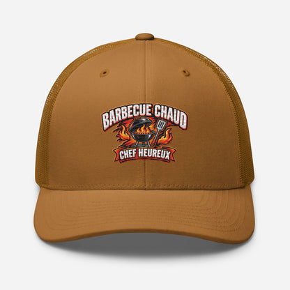 Casquette Trucker, brodée « Barbecue chaud, chef heureux », en Caramel, vue de face, image 62