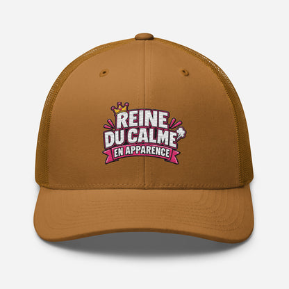 Casquette Trucker, brodée « Reine du calme, en apparence », en Caramel, vue de face, image 62