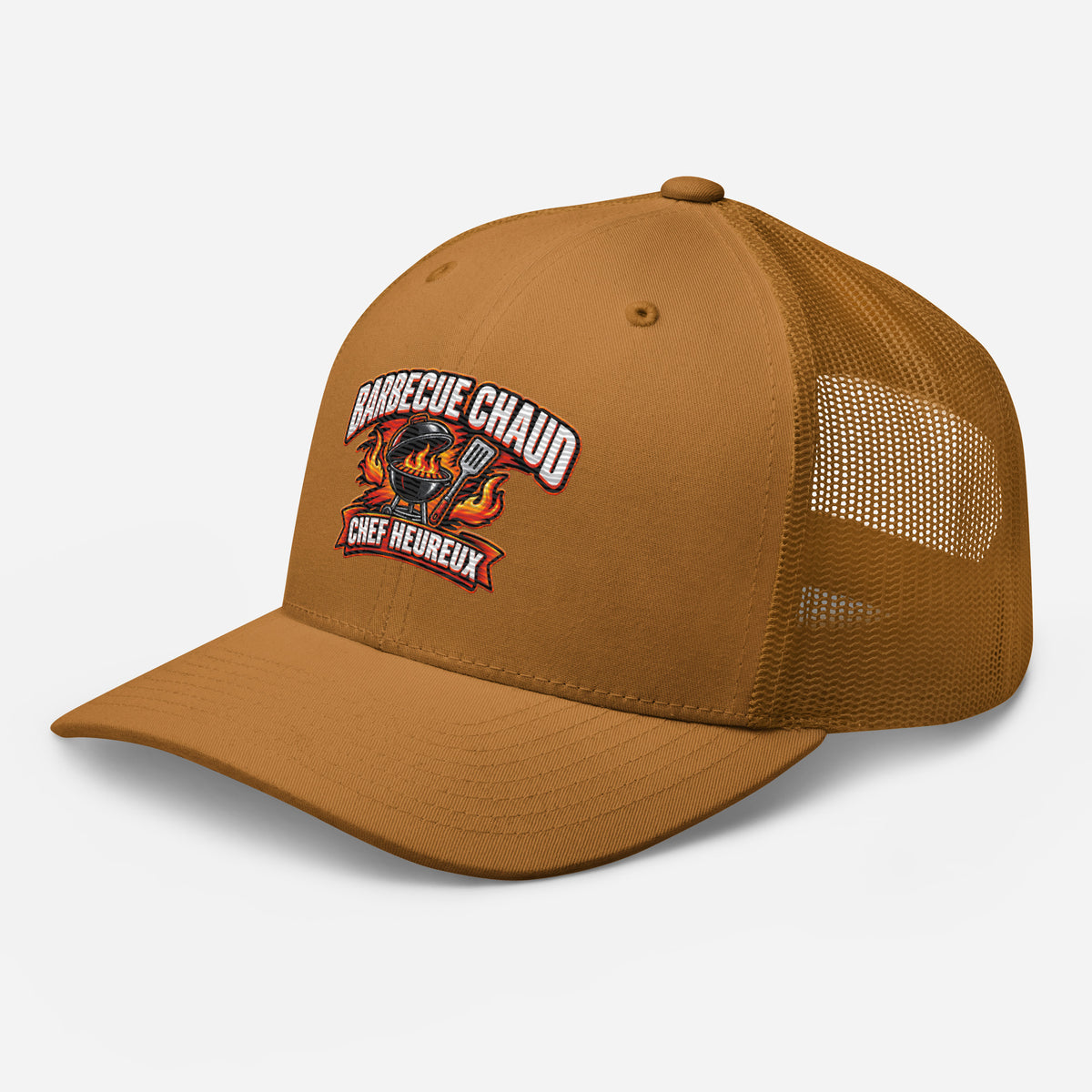 Casquette Trucker, brodée « Barbecue chaud, chef heureux », en Caramel, vue de trois quarts, image 65