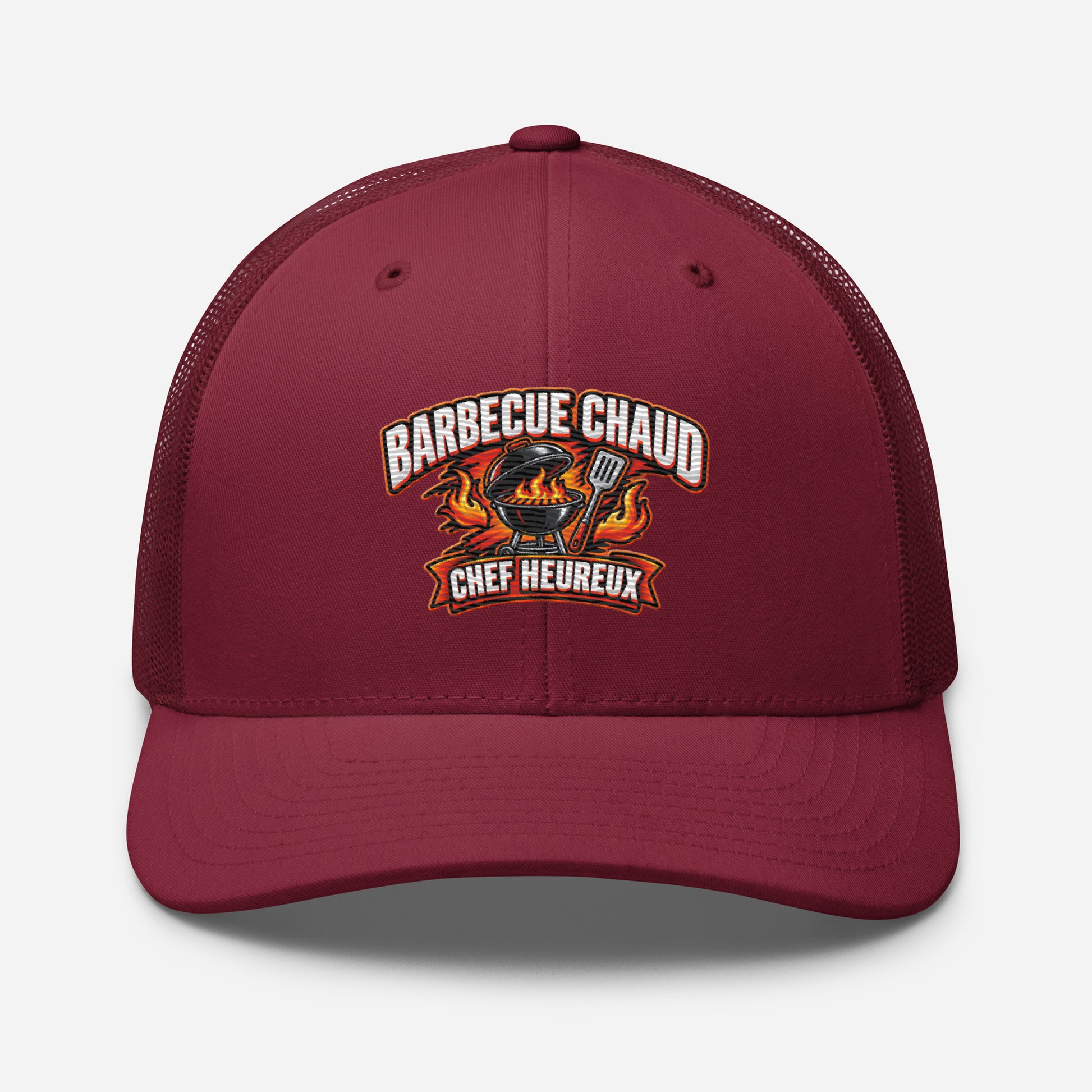 Casquette Trucker, brodée « Barbecue chaud, chef heureux », en Canneberge, vue de face, image 32