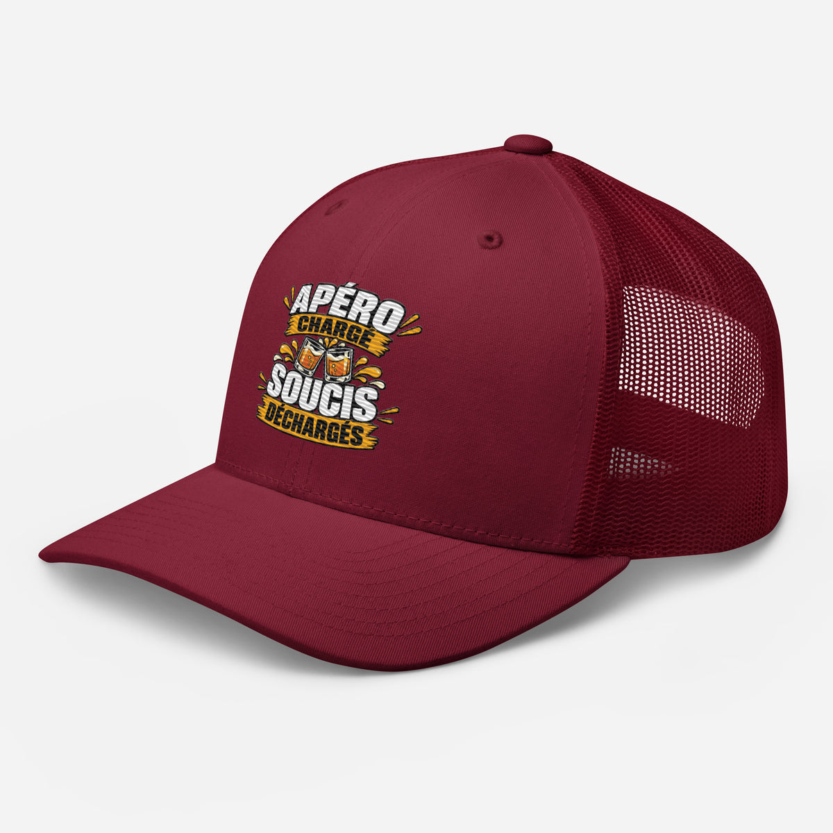 Casquette Trucker, brodée « Apéro chargé, soucis déchargés », en Canneberge, vue de trois quarts, image 35