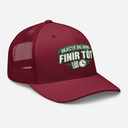 Casquette Trucker, brodée « Objectif du jour, finir tôt », en Canneberge, vue de trois quarts, image 36