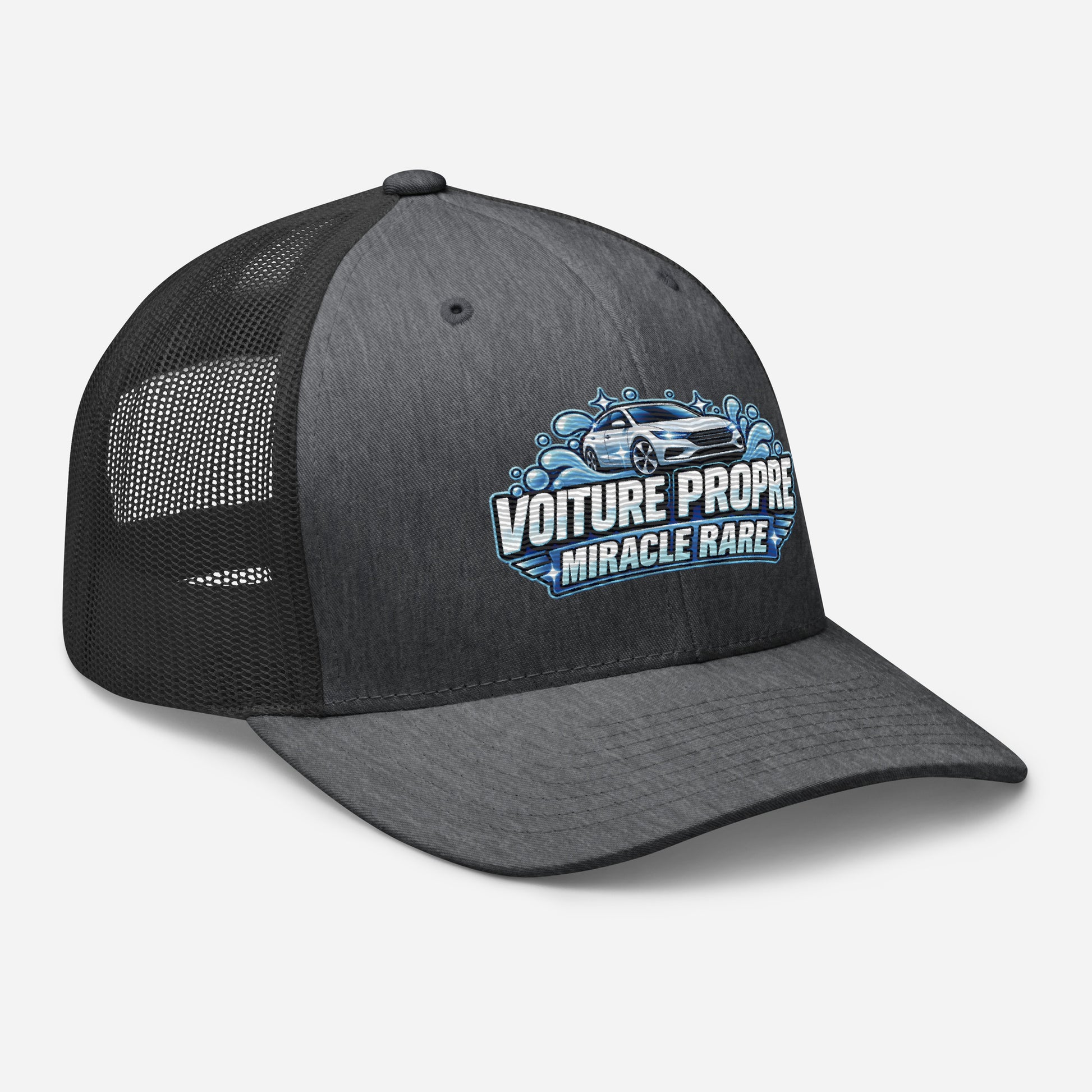 Casquette Trucker, brodée « Voiture propre, miracle rare », en Dark Heather Gray, vue de trois quarts, image 55