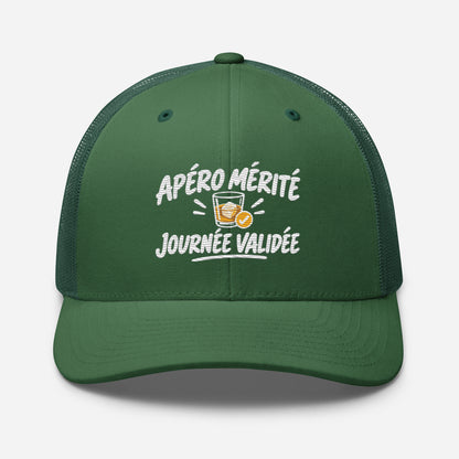 Casquette Trucker, brodée « Apéro mérité, journée validée », vue de face, image 55