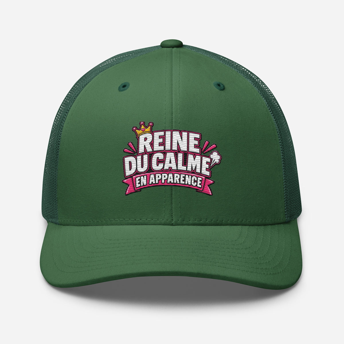 Casquette Trucker, brodée « Reine du calme, en apparence », vue de face, image 56
