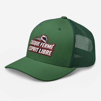 Casquette Trucker, brodée « Casque fermé, esprit libre », vue de trois quarts, image 58