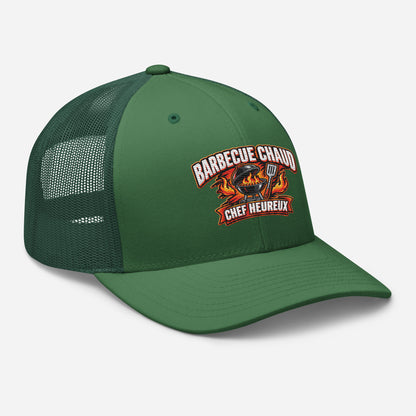 Casquette Trucker, brodée « Barbecue chaud, chef heureux », vue de trois quarts, image 61