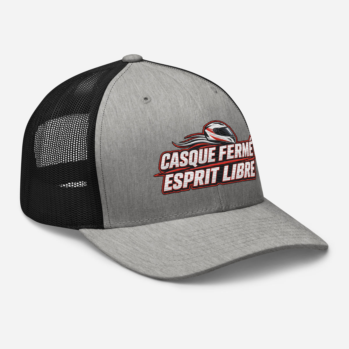 Casquette Trucker, brodée « Casque fermé, esprit libre », en Noir, vue de trois quarts, image 72