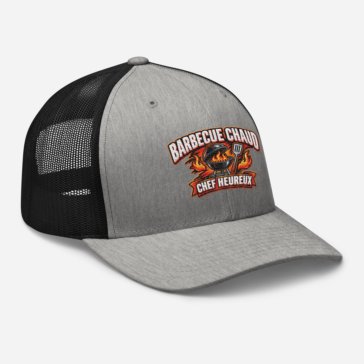 Casquette Trucker, brodée « Barbecue chaud, chef heureux », en Noir, vue de trois quarts, image 73