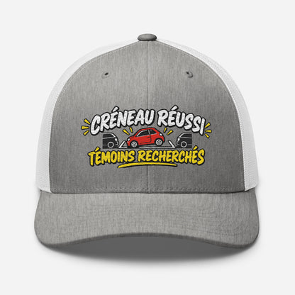 Casquette Trucker, brodée « Créneau réussi, Témoins recherchés », en Heather Grey/White, vue de face, image 74