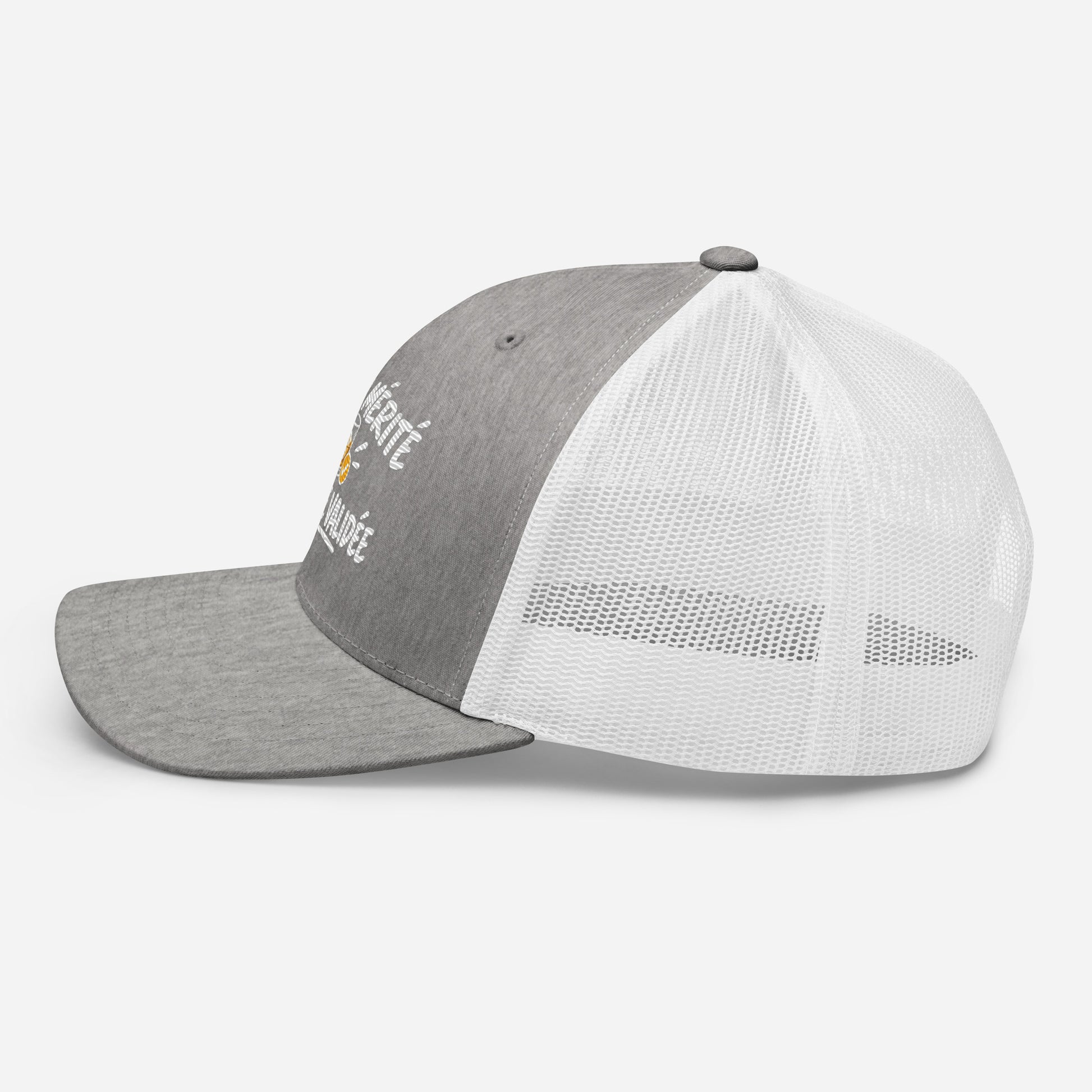 Casquette Trucker, brodée « Apéro mérité, journée validée », en Heather Grey/White, image 75