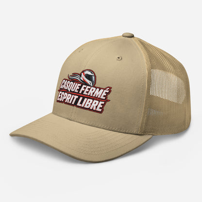 Casquette Trucker, brodée « Casque fermé, esprit libre », en Kaki, vue de trois quarts, image 88