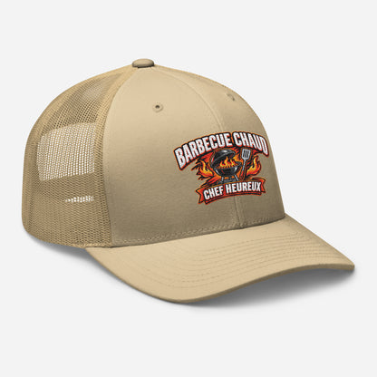 Casquette Trucker, brodée « Barbecue chaud, chef heureux », en Kaki, vue de trois quarts, image 90