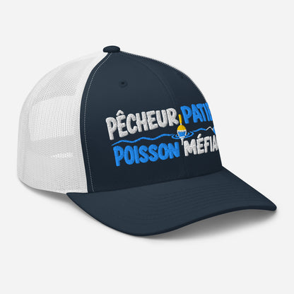 Casquette Trucker, brodée « Pêcheur patient, poisson méfiant », en Bleu Marine, vue de trois quarts, image 25