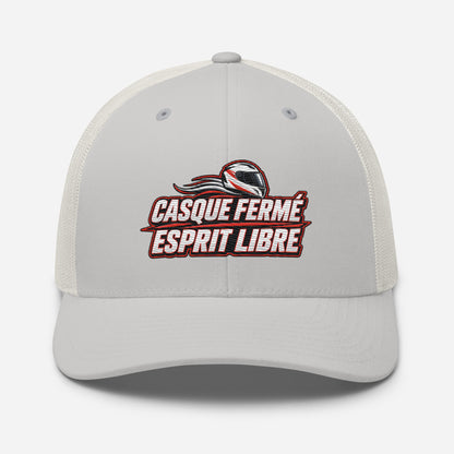 Casquette Trucker, brodée « Casque fermé, esprit libre », vue de face, image 79
