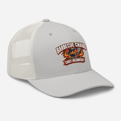 Casquette Trucker, brodée « Barbecue chaud, chef heureux », vue de trois quarts, image 84